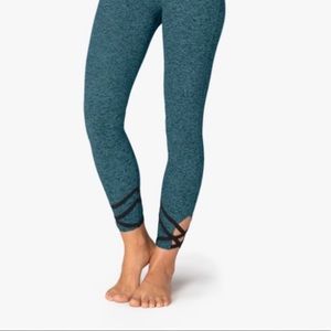 Beyond Yoga Criss Cross Spacedye Leggings